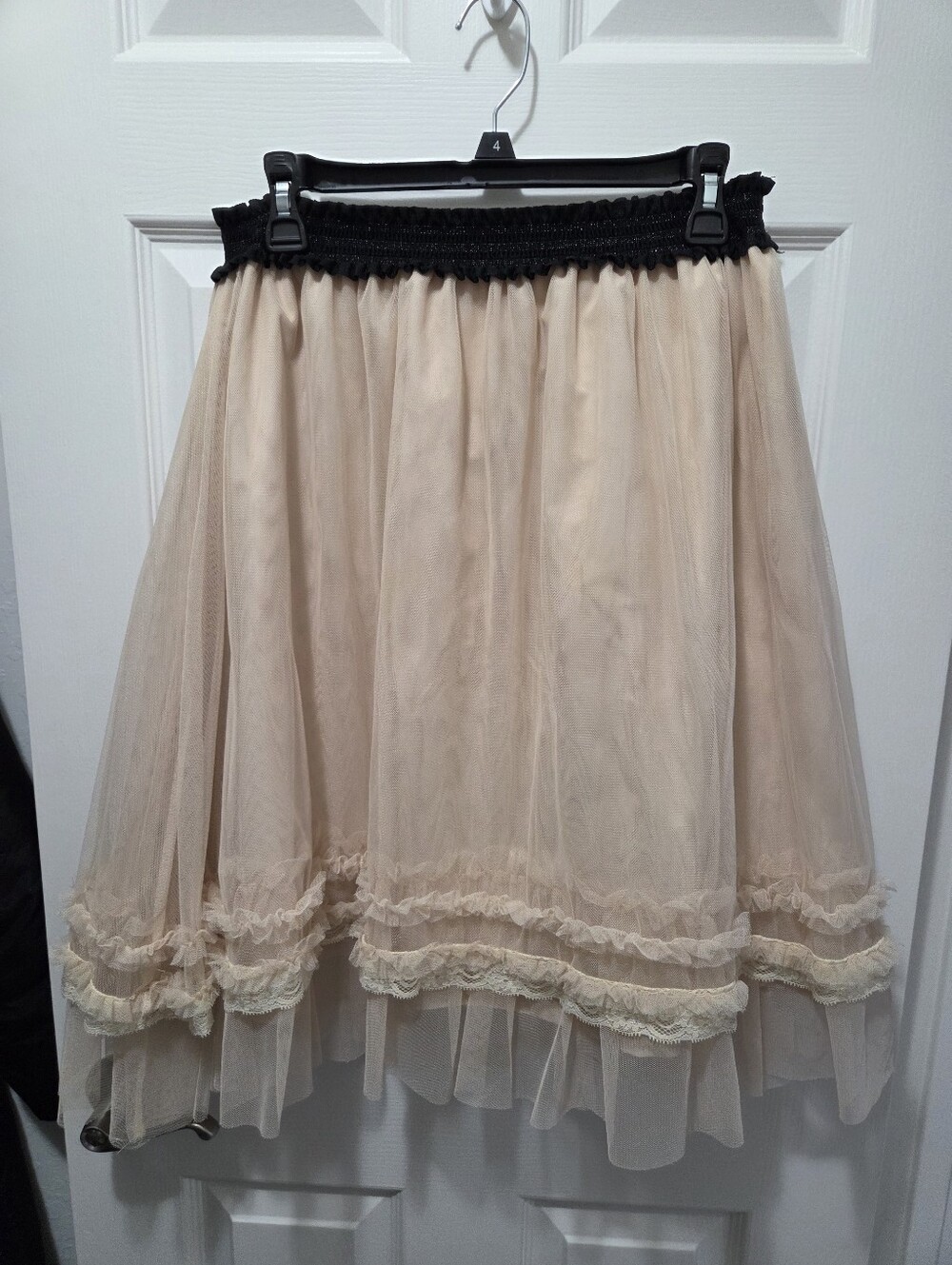 axes femme Sheer Ruffle Hem Midi Skirt